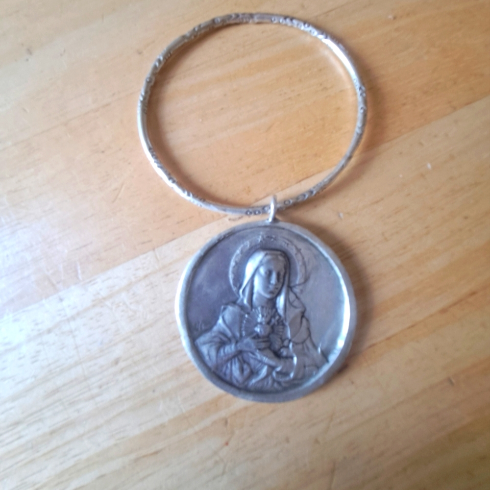 Love Tokens Jewelry Silver Mary Pendant Charm Bracelet